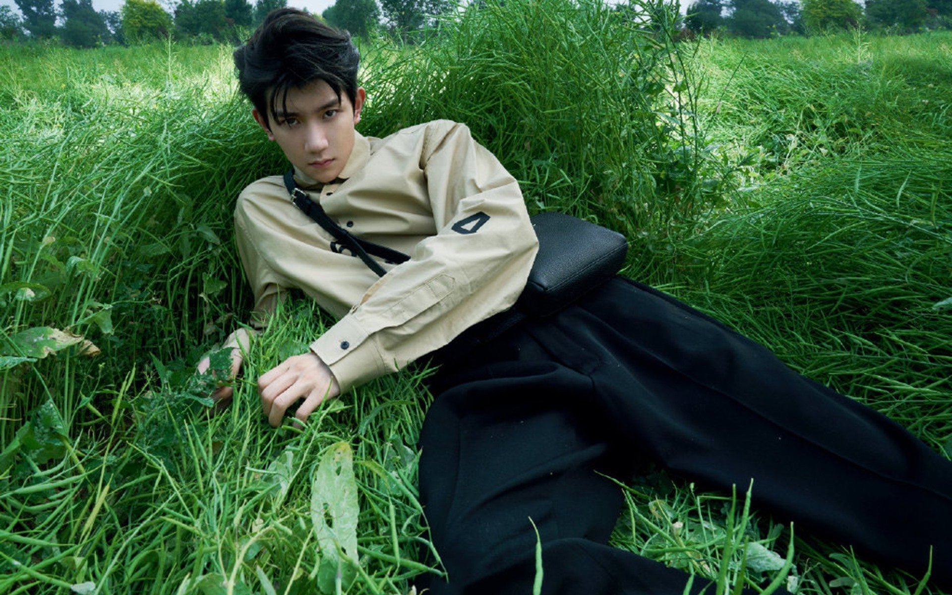 巴萨新援入选首发,球队表现令人期待,巴萨今夏引援